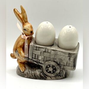 VTG Porcelain Bunny Rabbit w/Wheelbarrow Eggs Salt & Pepper Shakers Easter 3.8"